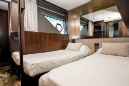 
										FERRETTI 85 full									