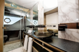 
										FERRETTI 85 full									