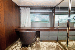 
										FERRETTI 85 full									
