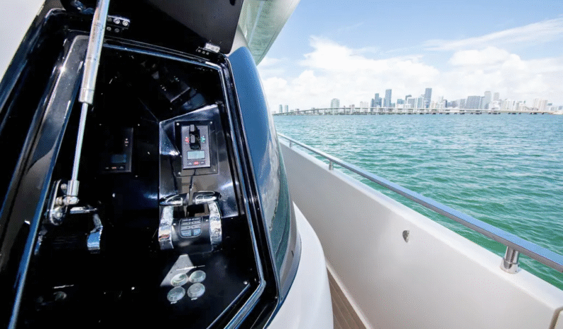 
								FERRETTI 85 full									