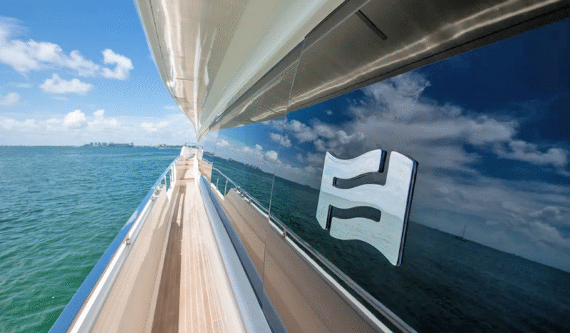 
								FERRETTI 85 full									