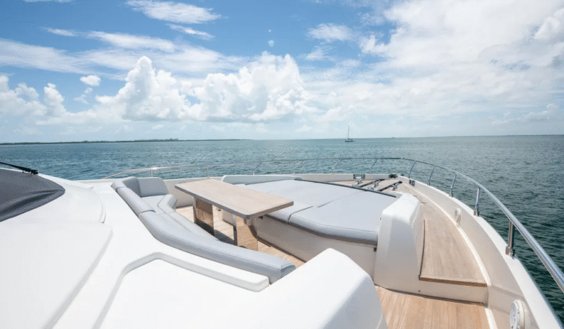 
								FERRETTI 85 full									