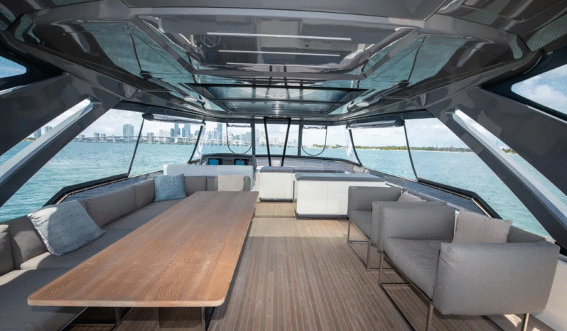 
								FERRETTI 85 full									