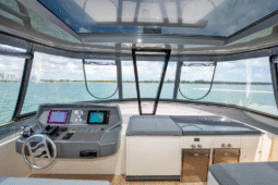 
										FERRETTI 85 full									
