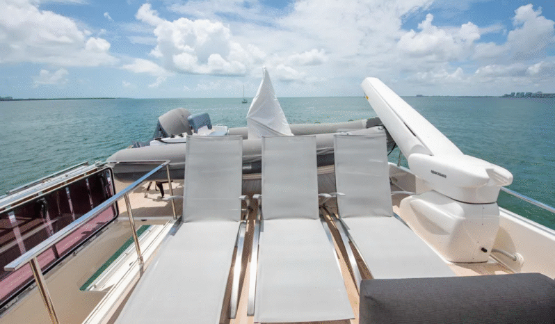 
								FERRETTI 85 full									