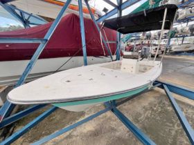 AQUANAUTI 18