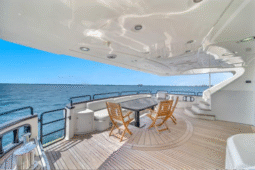 
										AZIMUT 116 full									
