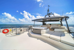 
										AZIMUT 116 full									