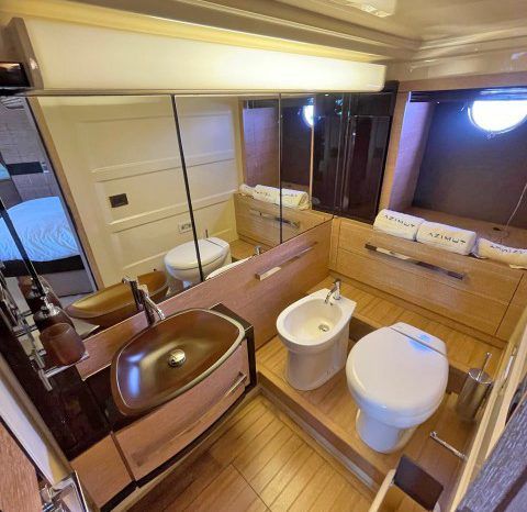 
								AZIMUT 64 full									