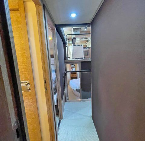 
								AZIMUT 64 full									