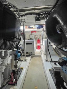 
										AZIMUT 64 full									