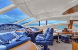 
										AZIMUT E 65 full									