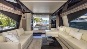 AZIMUT FLYBRIDGE 72