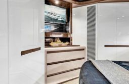 
										AZIMUT S10 94 full									