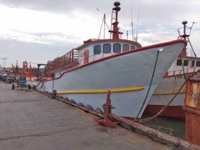 BARCO ACERO NAVAL 28MTRS