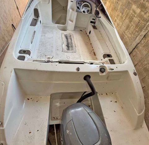 
								BAYLINER CAPRI CUDDY 23 full									