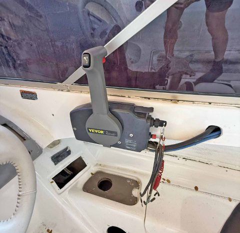 
								BAYLINER CAPRI CUDDY 23 full									