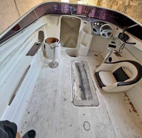 
								BAYLINER CAPRI CUDDY 23 full									