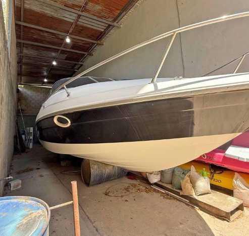 
								BAYLINER CAPRI CUDDY 23 full									
