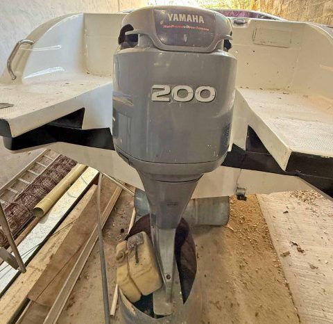 
								BAYLINER CAPRI CUDDY 23 full									