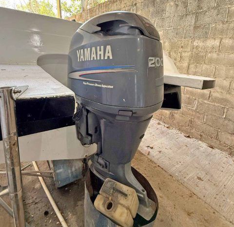 
								BAYLINER CAPRI CUDDY 23 full									