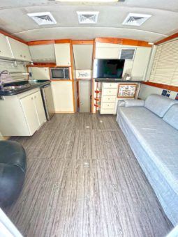 
										BERTRAM 35 full									