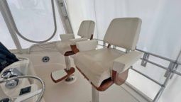 
										BERTRAM CONVERTIBLE 51 full									