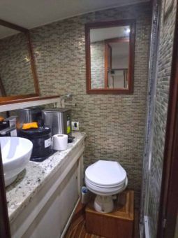 
										BERTRAM SF 46.6 full									