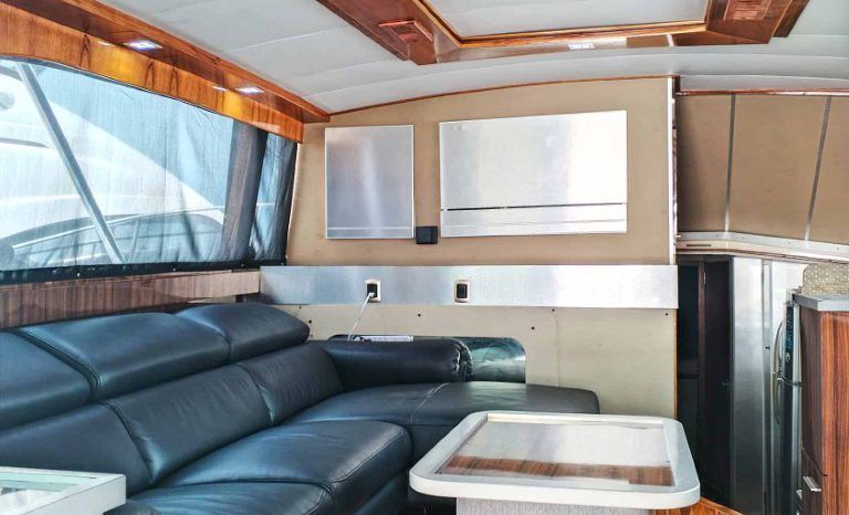 
								BERTRAM SF 46.6 full									