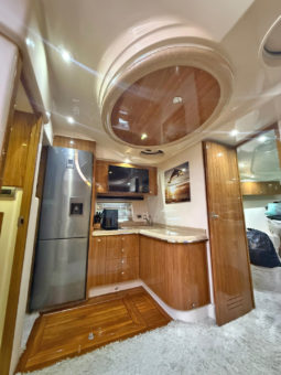 
										BLUE ARROW EXPRESS 47 full									