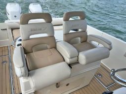 BOSTON WHALER 32 full