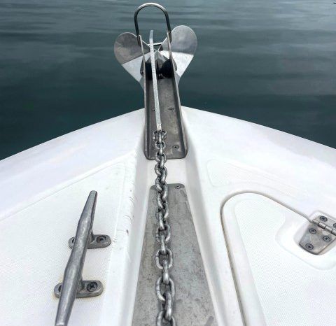 
								BOSTON WHALER OUTRAGE 28 full									