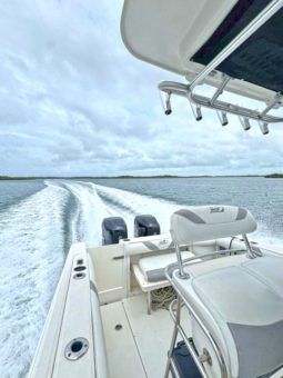 
										BOSTON WHALER OUTRAGE 28 full									