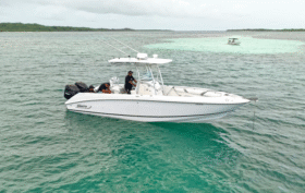 BOSTON WHALER OUTRAGE 28