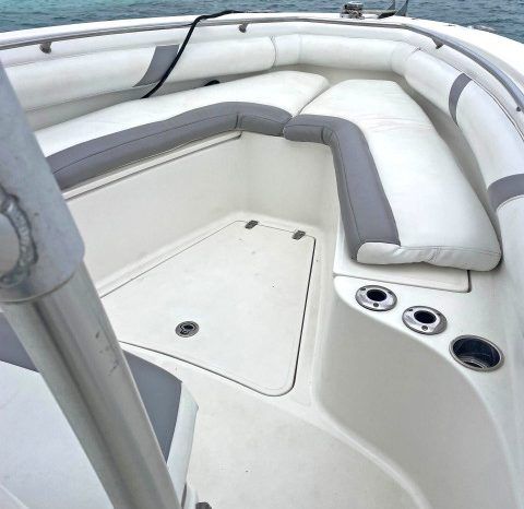 
								BOSTON WHALER OUTRAGE 28 full									