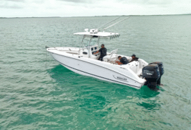 BOSTON WHALER OUTRAGE 28