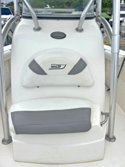 
										BOSTON WHALER OUTRAGE 28 full									