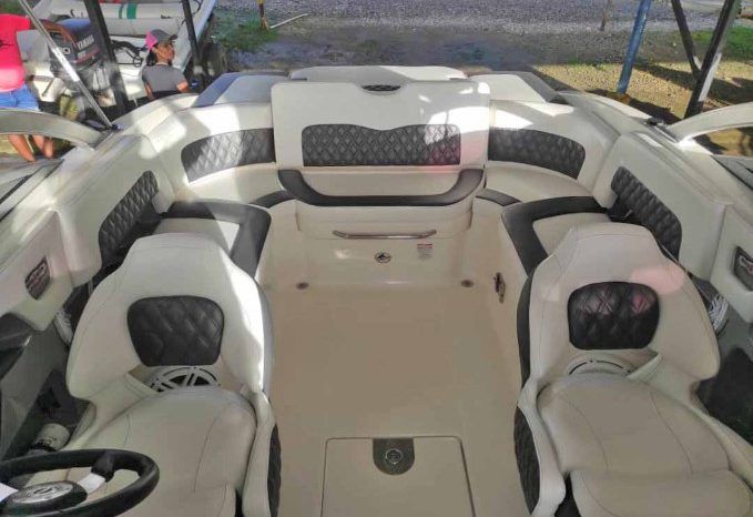
								CHAPARRAL 246 24 full									