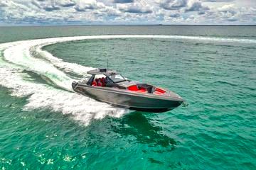 CIGARETTE NIGHTEAGLE 42 full