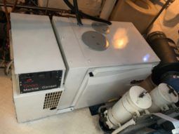 
										CRUISERS YACHTS SPORT SEDAN 50 full									