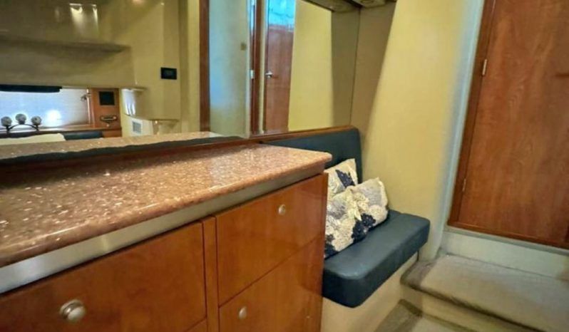 
								CRUISERS YACHTS SPORT SEDAN 50 full									