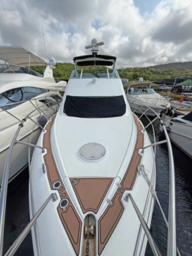 CRUISERS YACHTS 447 44