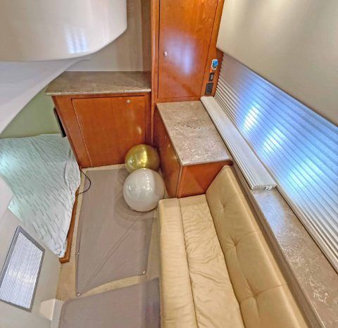 
								CRUISERS YACHTS 447 44 full									