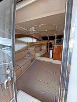
										CRUISERS YACHTS 447 44 full									