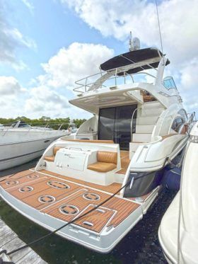 CRUISERS YACHTS 447 44