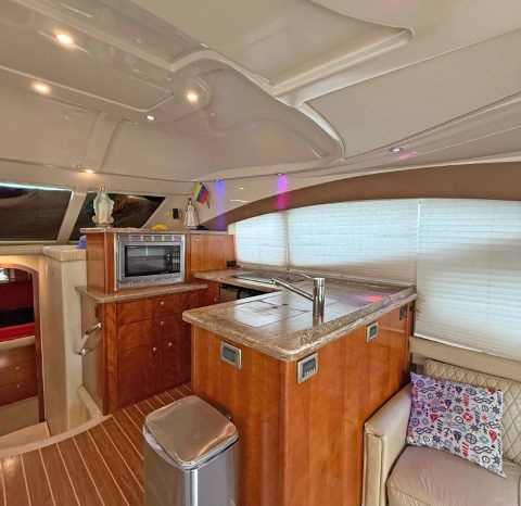 
								CRUISERS YACHTS 447 44 full									