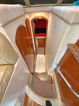 
										CRUISERS YACHTS 447 44 full									