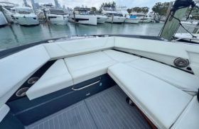 CRUISERS YACTHS 42