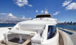 
										CUSTOM LINE NAVETTA 28 92 full									