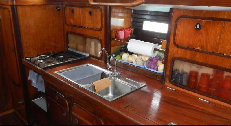 
								VELERO BENETEAU OCEANIS 430 full									